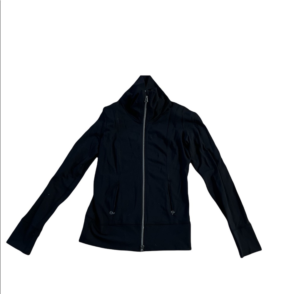 EUC black lululemmon zip up w/high collar size 6